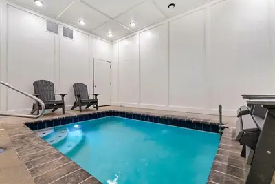 Image de Luxe Cabin W Indoor Pool・Spacious Cabin, Sleeps 10