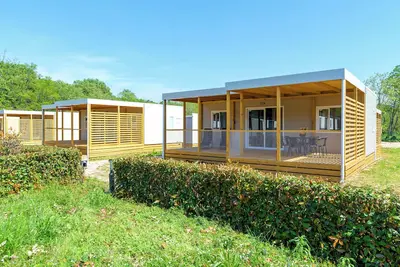 Image de New, 3 bedroom Mobile Home in Nudist Camp Solaris