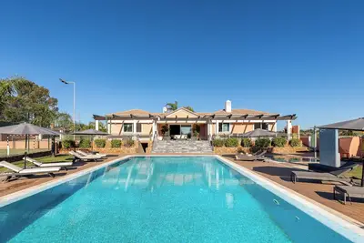 Image de Villa Bella. Villa Familiar Privativa com Piscina e Spa. Pet-friendly