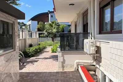 Image de 10 minutes ride to City Center and 5 minutes to Antalya's famous Lara Beach.