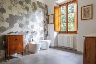 Wonderful apartment in Villa with nice garden and terrace. Lovely neighborhood