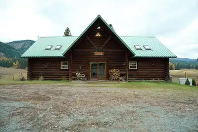 Image de Black Bear Chalet - Alpine Falls Ranch