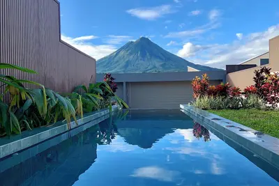 Image de New private villa, spectacular views, private pool, jacuzzi, sun deck, A/C, WiFi