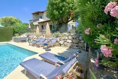 Image de Belle villa au calme, piscine, 6 personnes, vue mer, climatisée, jacuzzi