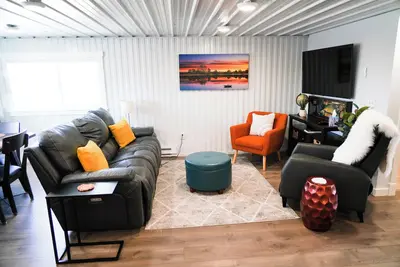 Image de Peaceful Private Loft in Central Location