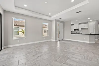 Image de Unfurnished  2 bedrooms/02 Bath + Den Villa at Esplanade at Azario