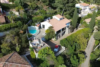 Image de Villa prestige vue mer avec voiturette de plage et service concierge!