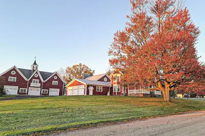 Image de Beautiful country estate perfect for small weddings, retreats & large families!