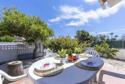 Image de Magnifique maison de vacances privée avec Wifi, climatisation, Tv, terrasse et animaux admis