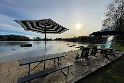 Image de Sunset Shores Resort:Perfect for Family Getaways