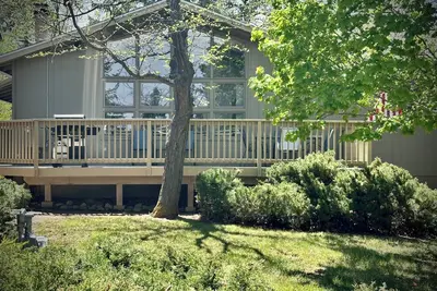 Image de Spacious townhome w/Ac and large wrap around deck in Continental Country Club!