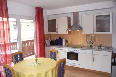 Image de 3- Raum Fewo 4 mit Balkon - Haus Waterkant - ca. 300 m zum Strand