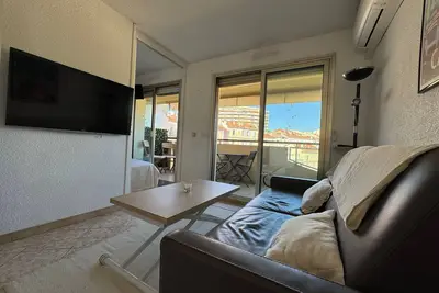 Image de Superbe Appartement avec Terrasse, 5 minutes Croisette