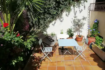 Image de Belle maison près de la mer