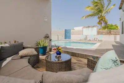 Image de Escape to paradise in our vacation villa in Noord, Aruba!