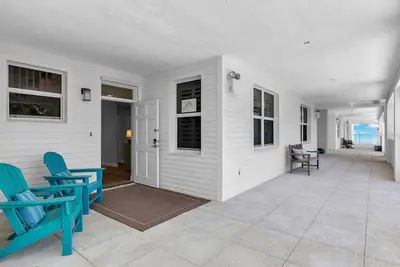 Image de Charming 3-Bedroom Condo in Islamorada with Stunning Ocean Views and resort-style pool.