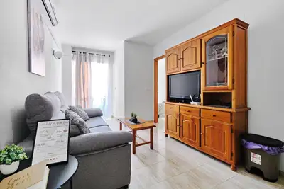 Luminous T2 A La Playa ByDivas! Pool, Beach & Parking