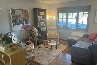 Image de Spacious In-Town Family Home, Walk to Beach & Downtown, Quiet Retreat