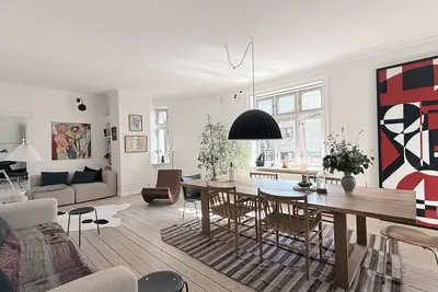 Image de Appartement à Frederiksberg avec 4 chambres à coucher, 6 couchages