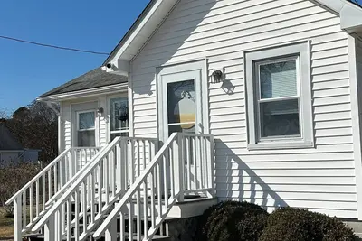 Image de Waterfowl Watch Cottage - Chincoteague Island Quiet area, bikes, Spend Christmas