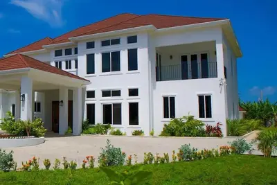 Image de Villa Jen: Serene Poolside Haven at Mammee Bay, Jamaica