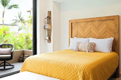 Image de Casa Armada: Beachfront Condo w\/ Garden Views and Pool