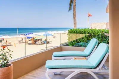 Image de Casa de Luz: Peaceful Beachfront Oasis w\/ Ocean Views & Pool