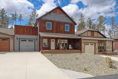 Image de Prospector's Retreat-Near Mt. Rushmore - This two-bedroom condo is your perfect home base for adventure and relaxation. Just minutes from Mount Rushmore, Crazy Horse Memorial, Custer State Park, Sturgis, and the Badlands.