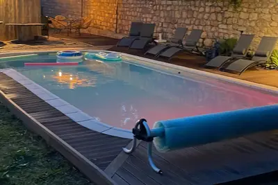 Image de Villa calme - piscine - jacuzzi