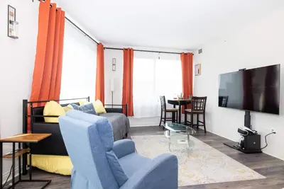 Image de Dtss LuxePad w/ Ps4 Vr + Rooftop Pool + 360 Dc Views Lounge + Gym + Streaming Tv