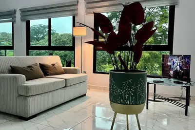 Image de Cozy family-sized apartment, top floor, with wonderful view to the volcano