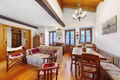 Image de Appartement 'Casa San Giovanni 1 A Vinigo' avec vue sur la montagne, terrasse privée et Wi-Fi