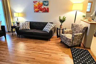 Image de 3b Spacious Home+ Free Parking near Chicago O'Hare