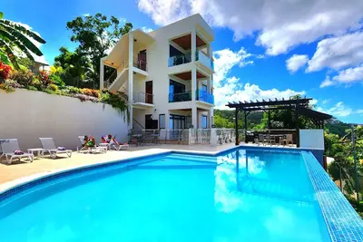 Image de Escape to the Tranquil Sophistication of Yellow Sands Luxury Villas