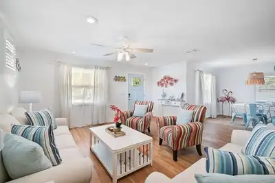 Image de Manatee Cottage - Private Pool, Tropical Oasis!