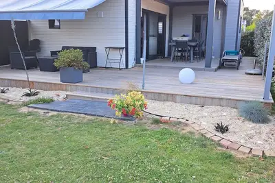 Image de Chalet récent entre mer et forêt