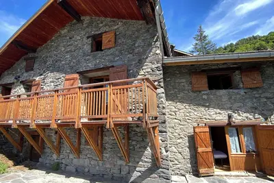 Image de Chalet 12-14 Pers, Skis aux Pieds, vue Panoramique. .