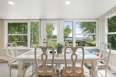 Image de Dog Friendly Updated Cottage w/Game Room on Douglas Lake