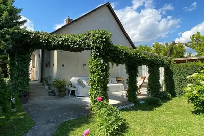 Image de Romantic Little Cottage 10 minutes to Lake Balaton
