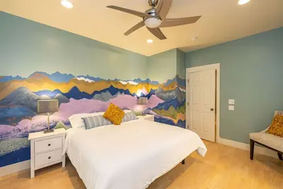 Image de Spacious Family Mountain Retreat ~Covered Terrace w/Heater ~Near Trails