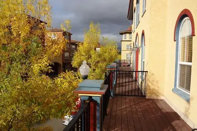 Image de 3Br/2. 5Ba Furnished Townhouse Walk To Town Green