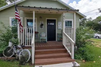 Image de Tomball Craftman Cottage