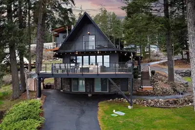 Image de Modern A-Frame Cabin| Boat Slip&Golf Cart Included