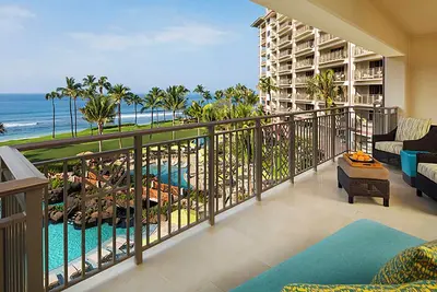 Image de explore 𝐅𝐢𝐧𝐝𝐢𝐧𝐠 𝐌𝐞𝐢𝐥𝐢-Beachfront Kaanapali Resort+Hyatt Amenities