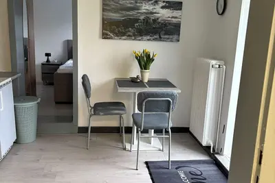 Image de Kleine Ferienwohnung Direkt am Deich und Hafen von Eckwarden mit Gartennutzung
