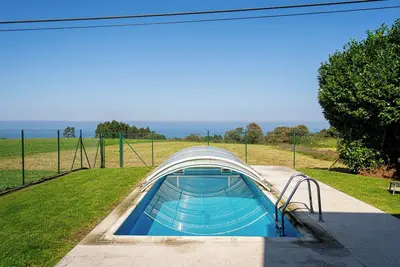 Image de Fantástico Chalet con Piscina, Barbacoa y Vistas al mar en Zona muy Tranquila