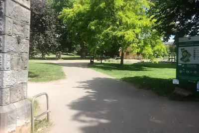Image de Lovely basement flat in Exeter