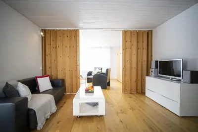 Image de Chasa Trü Nr. 9: Idyllic 2. 5-room flat in the Trü holiday settlement