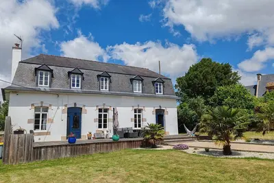 Image de 3 Bedroom Private vacation home in Lannion