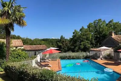 Image de Between Sarlat and Bergerac, nice and comfortable stone house in a green garden